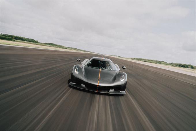 Bugatti Jesko Absolut