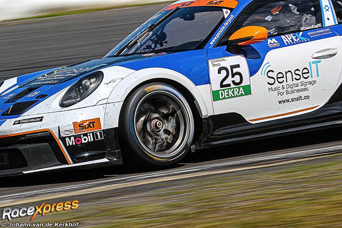 Porsche Sixt Carrera Cup Duitsland Nurburgring Foto Johann van de Kerkhof 17