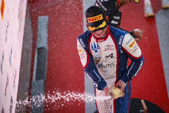 De Palo zegeviert in Montmeló