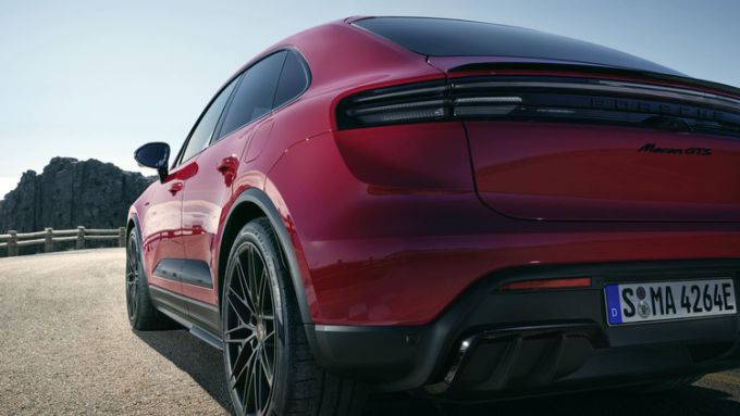 De volledig elektrische Porsche Macan GTS Foto 9