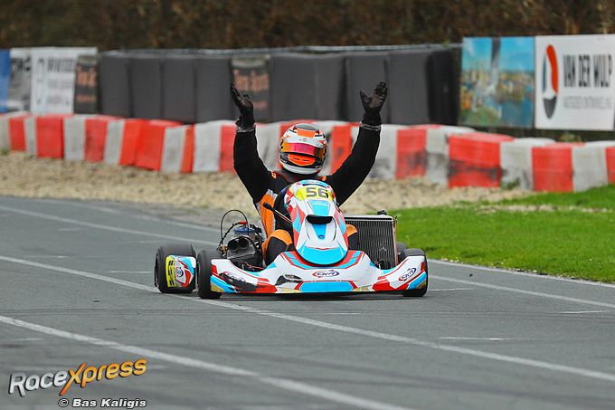 Dannie ten Holt kroont zich tot Masters-kampioen NXT GP na spannende ontknoping in Strijen