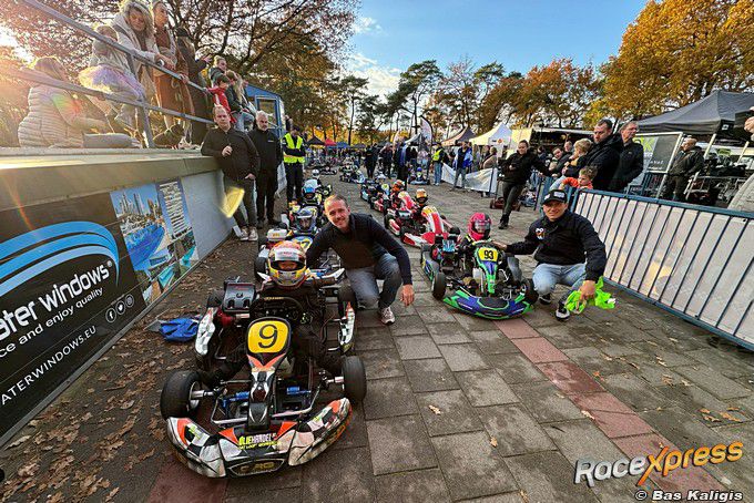 Autocoureur Renger van der Zande en motorcoureur Mervin Lapré komen karten met hun kids