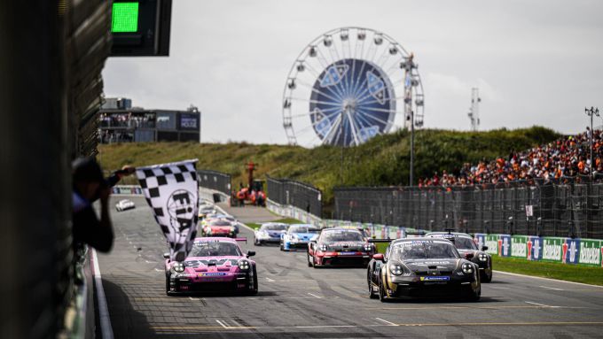 Porsche Motorsport ‘Night of Champions’ in Stuttgart Foto 16