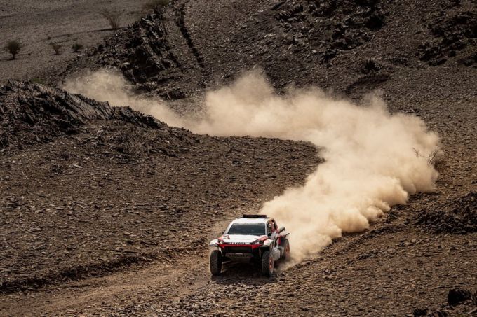 Dakar Rally 2026 Stage 2 TOYOTA GAZOO Racing W2RC DKR GR Hilux Foto: newsroom.toyota.eu 9