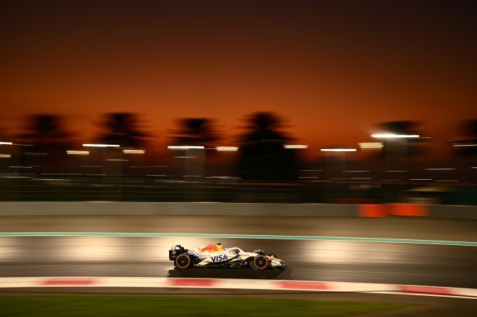 Liam Lawson 2025 F1 VCARB testen Abu Dhabi