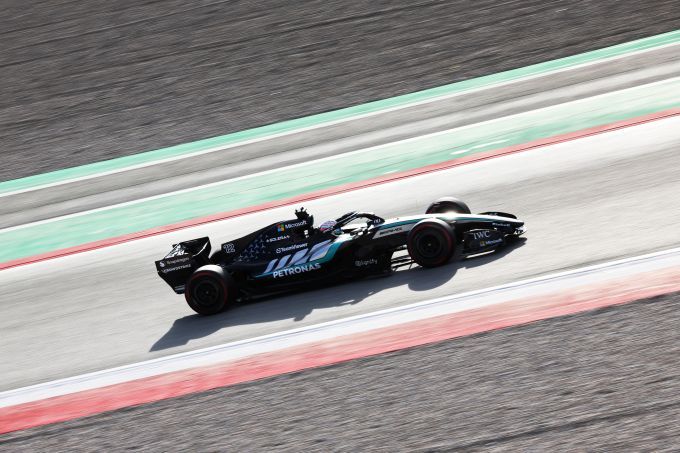 Mercedes FW17 test Barcelona