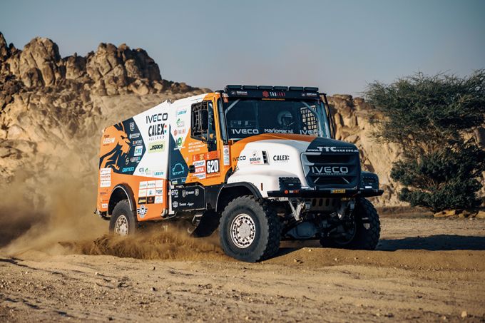 Indrukwekkende inhaalrace Marnix Leeuw