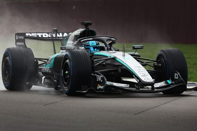 Mercedes W17