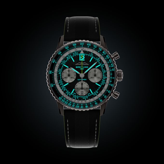 Breitling sluit zich aan bij Aston Martin en het Aston Martin Aramco Formula One™ Team