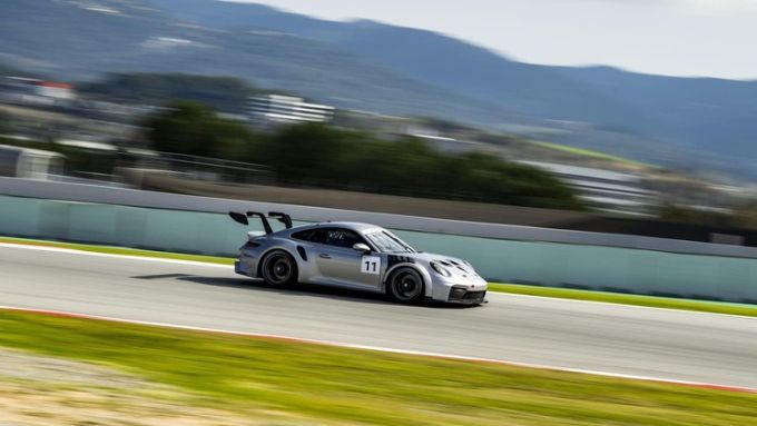 Porsche Mobil 1 Supercup 120x Porsche 911 Cup 2026 foto PN 21