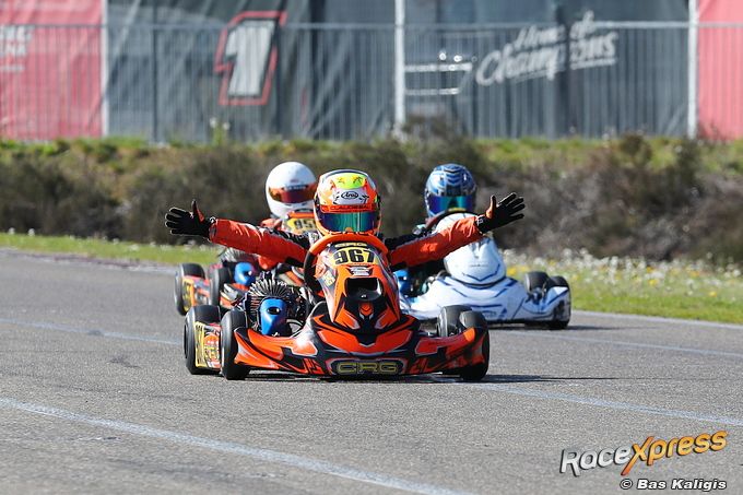 Maxime Bal wint in Genk