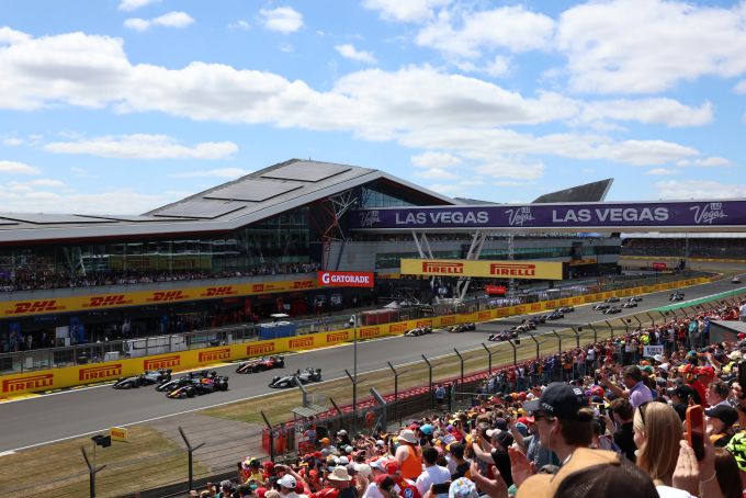 George Russell crash Mercedes
