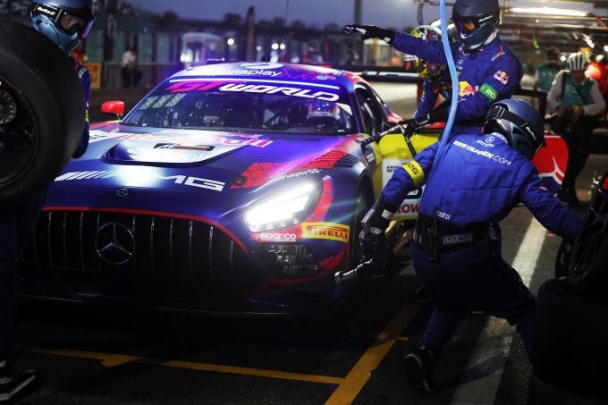GT World Challenge 2026 FP1 & FP2 Sprint Cup-weekend Magny Cours #3 Mercedes-AMG Team Verstappen Racing foto 11