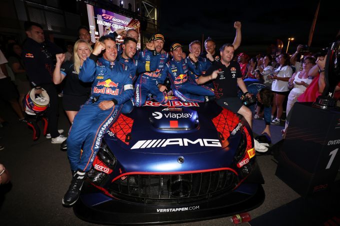 GT World Challenge 2026 FP1 & FP2 Sprint Cup-weekend Magny Cours #3 Mercedes-AMG Team Verstappen Racing foto 14