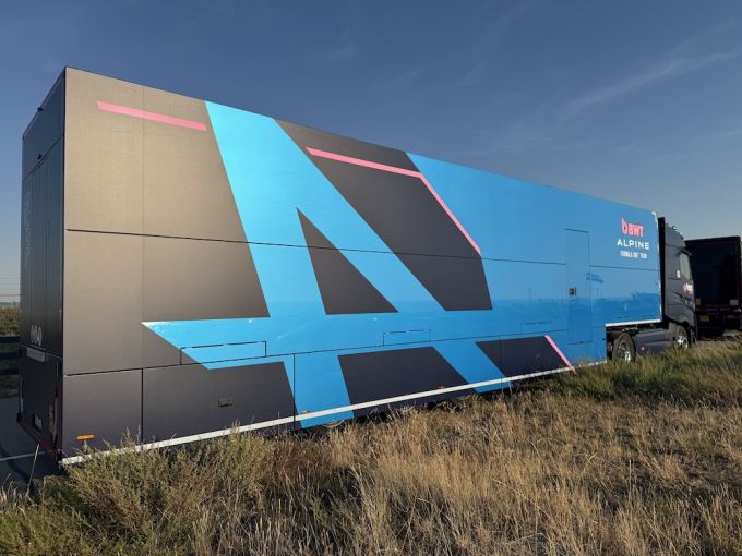 Alpine F1 Truck