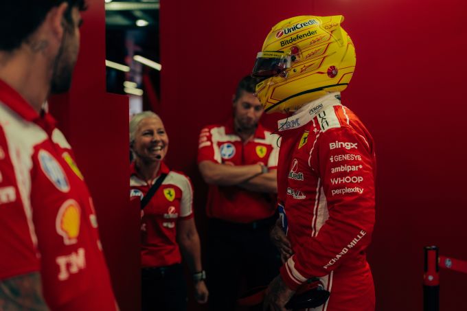 Lewis Hamilton tast in het duister na tegenvaller op Zandvoort